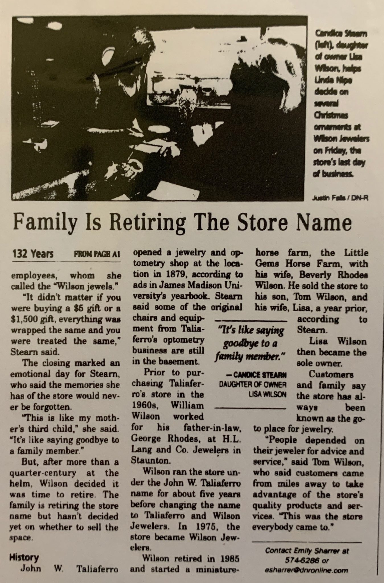 Newspaper clipping about Wilson Jewelers and Avis Drug Store
